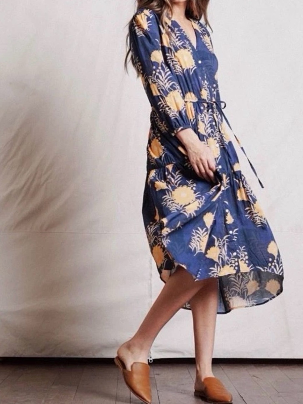 Trovata Birds of paradis Navy Floral Tiered Midi Dress with Yellow Bloom Print S